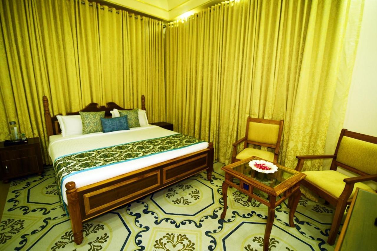R Chandra'S Palace By Inspira Chomu Eksteriør billede