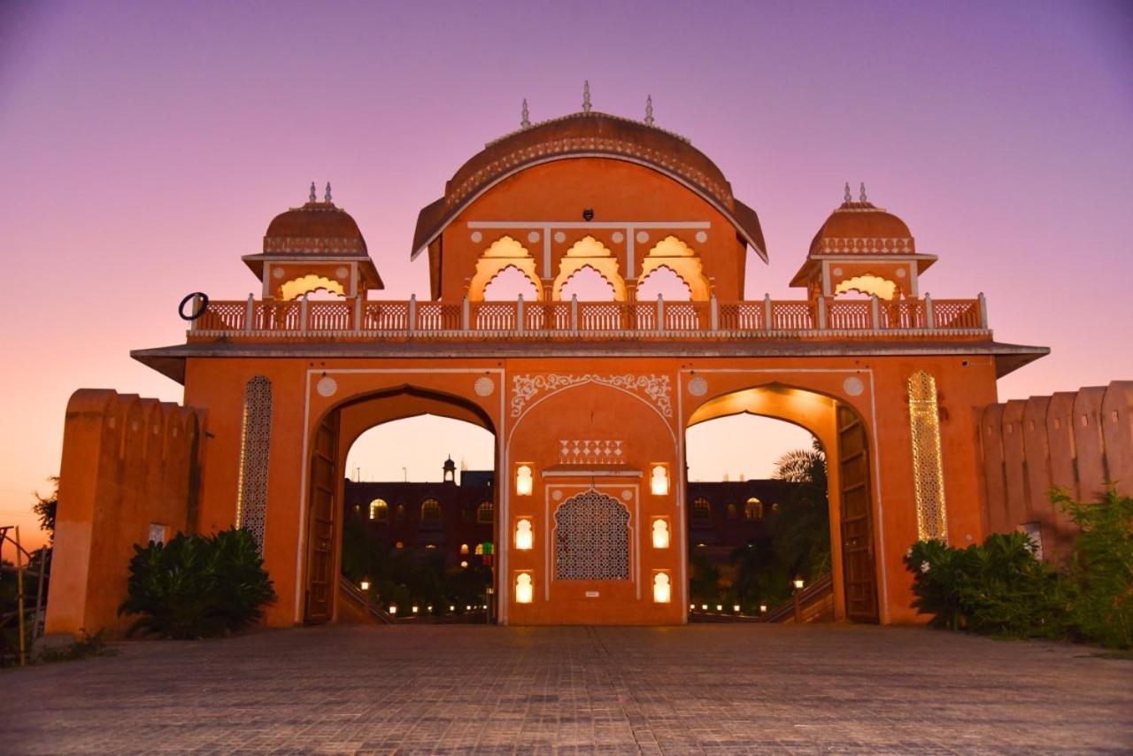 R Chandra'S Palace By Inspira Chomu Eksteriør billede